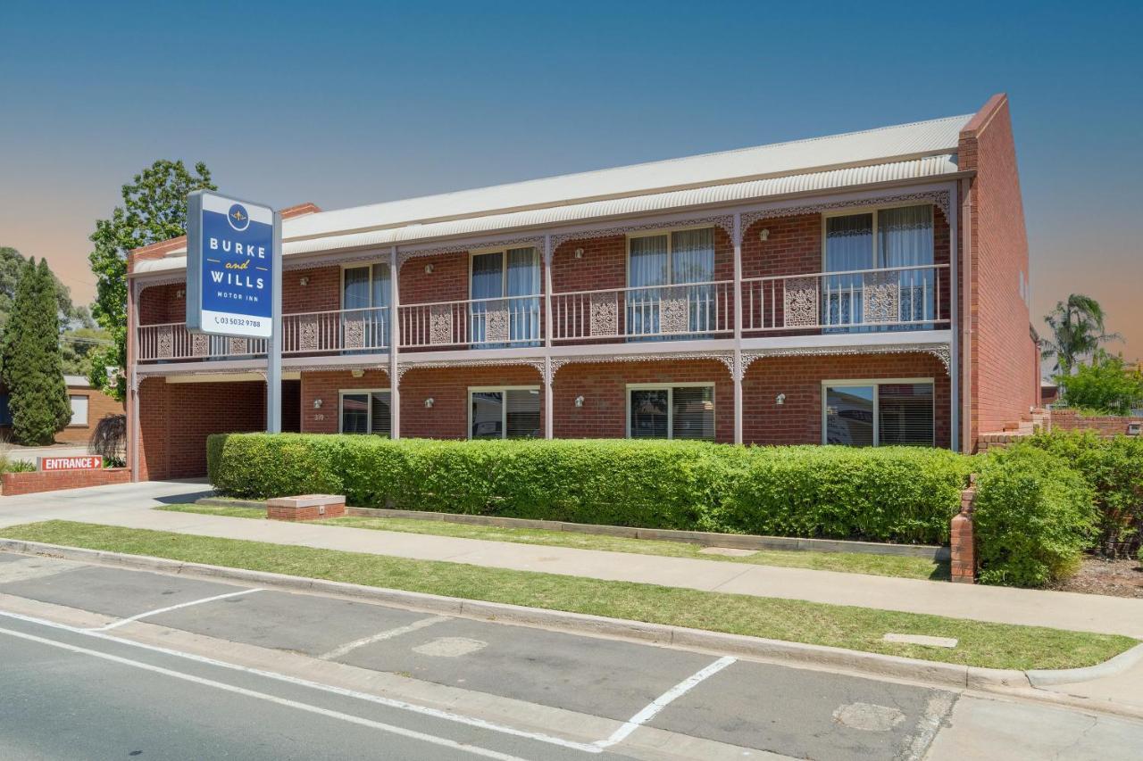 Burke And Wills Motor Inn Swan Hill Bagian luar foto