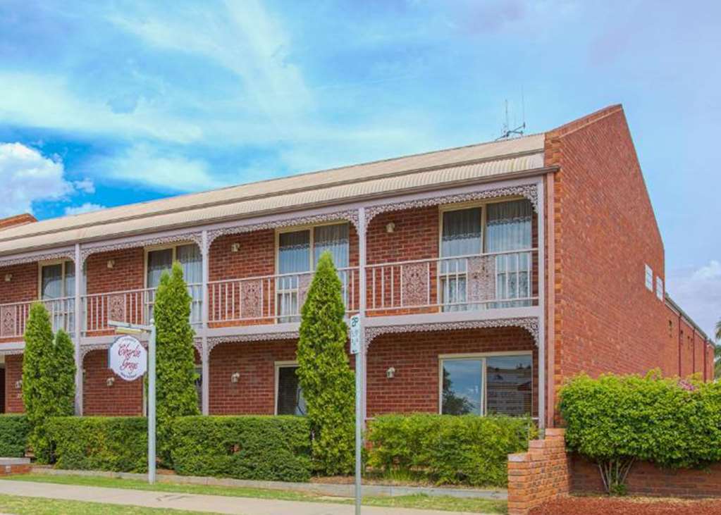Burke And Wills Motor Inn Swan Hill Bagian luar foto